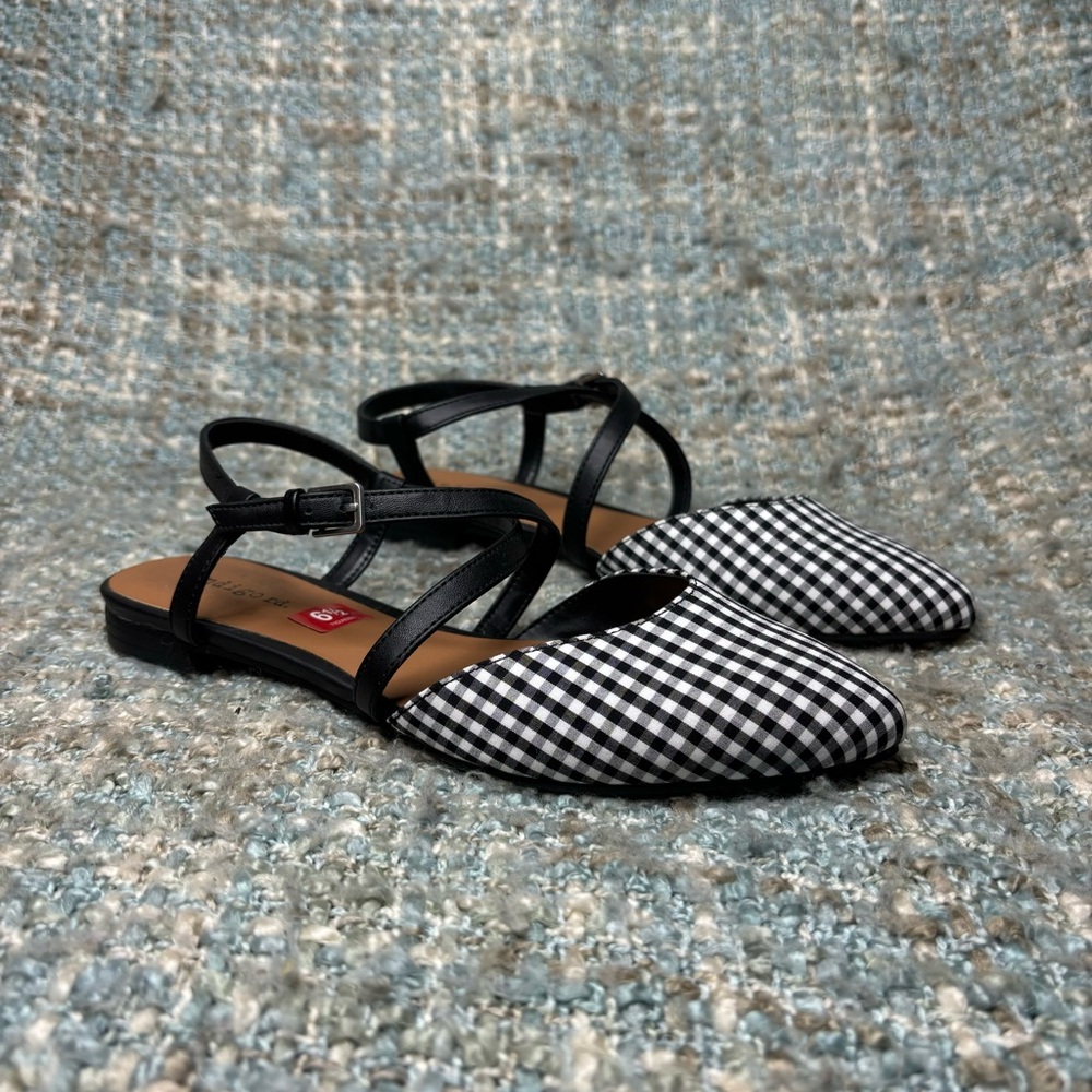 NWOB - Indigo Rd. Womens Genetic Fabric Pointed Toe Slingback in Black Gingham